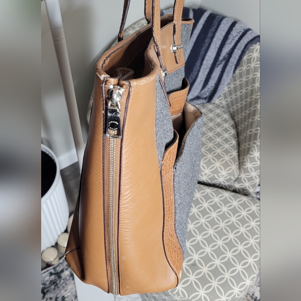 COACH Taylor Fashion Bag Tote Wool and Croc with Expandable Sides Tan and Gray - Picture 6 of 16